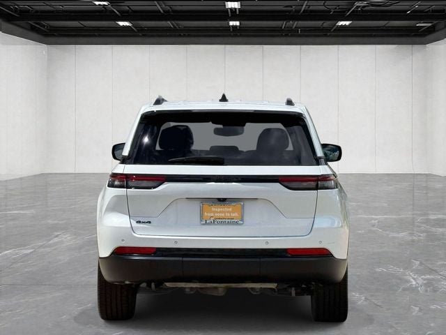 2023 Jeep Grand Cherokee Altitude 4x4