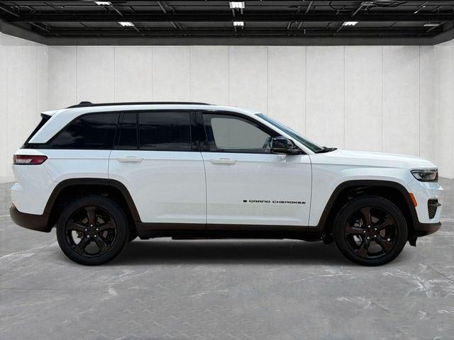 2023 Jeep Grand Cherokee Altitude 4x4