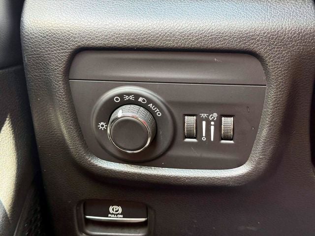 2023 Jeep Grand Cherokee Altitude X 4x4