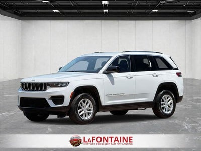 2023 Jeep Grand Cherokee Laredo 4x4