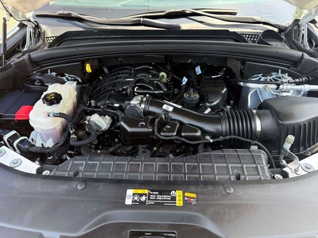 2023 Jeep Grand Cherokee Laredo 4x4