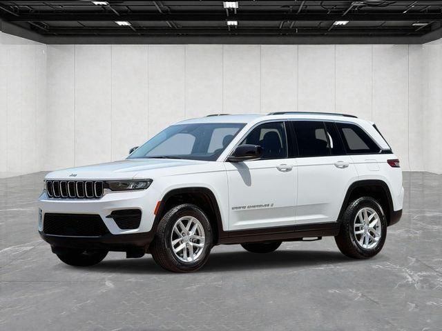 2023 Jeep Grand Cherokee Laredo 4x4
