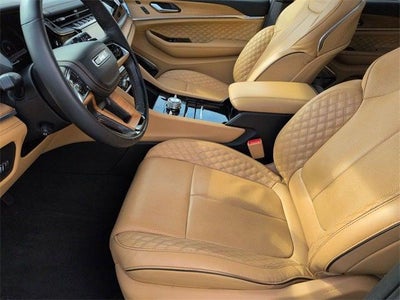 2025 Jeep Grand Cherokee Summit Reserve 4x4