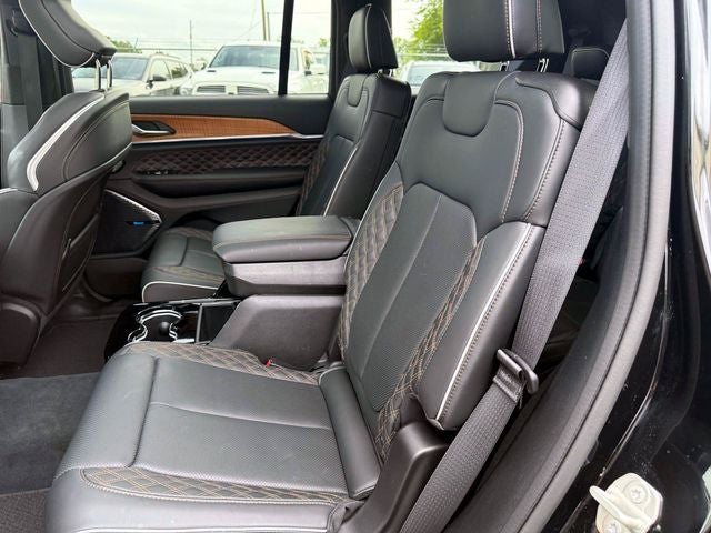 2023 Jeep Grand Cherokee L Summit Reserve 4x4