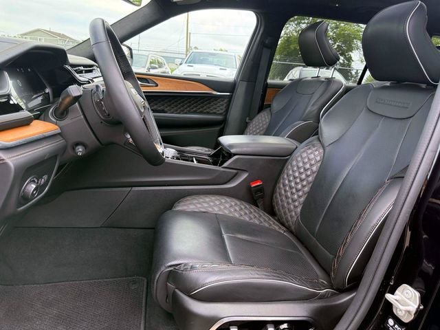 2023 Jeep Grand Cherokee L Summit Reserve 4x4