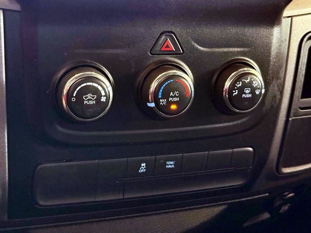 2015 RAM 1500 ST