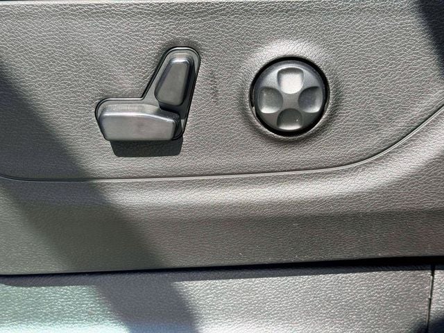 2019 RAM 1500 Big Horn/Lone Star Crew Cab 4x4 5'7' Box
