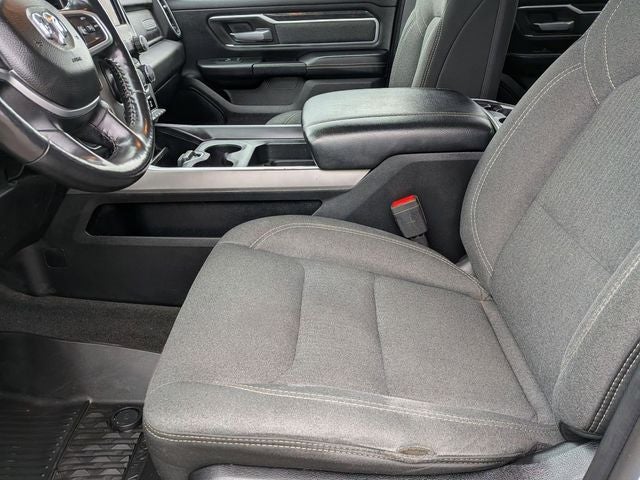 2020 RAM 1500 Big Horn Crew Cab 4x4 5'7' Box