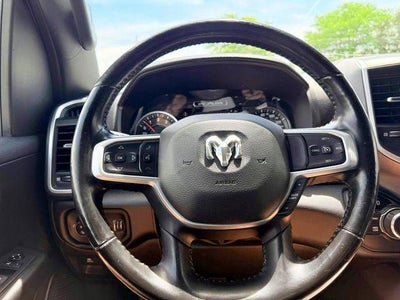 2020 RAM 1500 Big Horn Crew Cab 4x4 5'7' Box