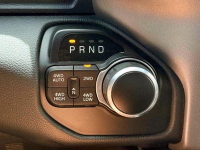 2020 RAM 1500 Big Horn Crew Cab 4x4 5'7' Box