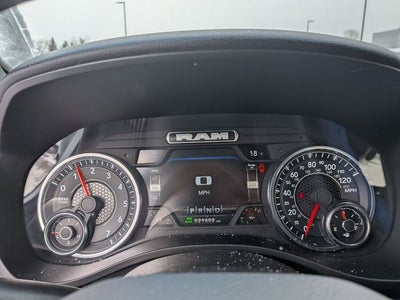 2023 RAM 1500 Big Horn Crew Cab 4x4 5'7' Box