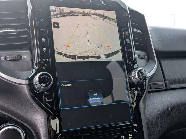 2023 RAM 1500 Big Horn Crew Cab 4x4 5'7' Box