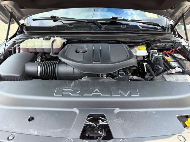 2025 RAM 1500 Laramie Crew Cab 4x4 5'7' Box