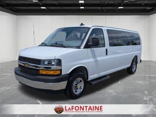 2025 Chevrolet Express 3500 LT Passenger