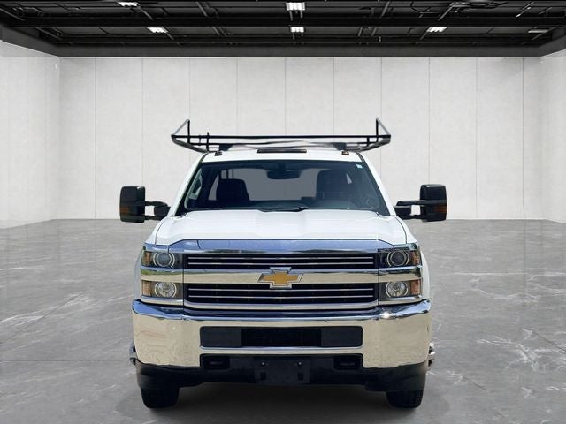 2016 Chevrolet Silverado 3500HD Chassis WT