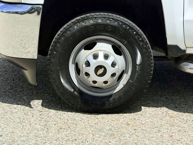 2016 Chevrolet Silverado 3500HD Chassis WT