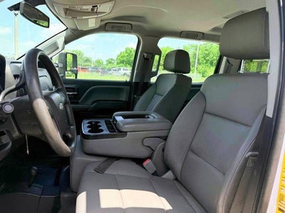 2016 Chevrolet Silverado 3500HD Chassis WT