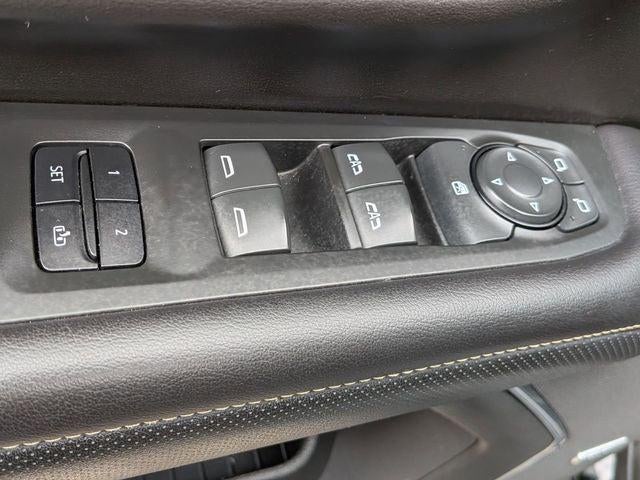 2021 GMC Yukon XL 4WD SLT