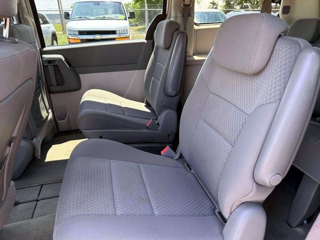 2010 Chrysler Town & Country Touring