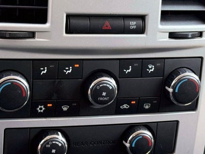 2010 Chrysler Town & Country Touring
