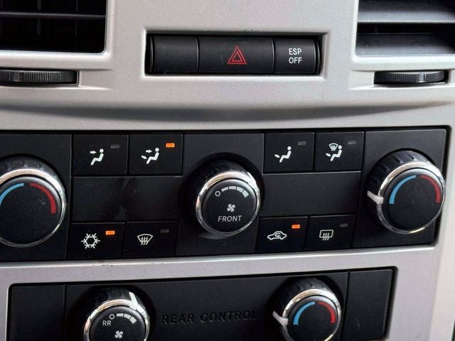 2010 Chrysler Town & Country Touring
