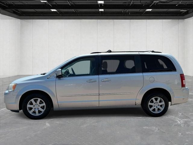 2010 Chrysler Town & Country Touring