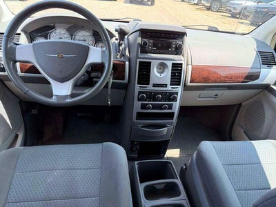 2010 Chrysler Town & Country Touring