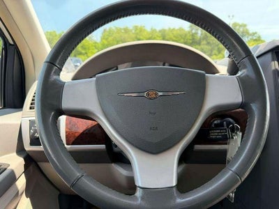2010 Chrysler Town & Country Touring