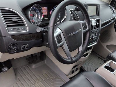 2013 Chrysler Town & Country Touring-L