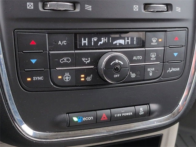 2013 Chrysler Town & Country Touring-L