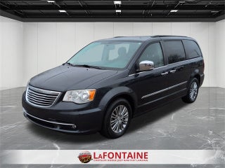 2013 Chrysler Town &amp; Country Touring-L