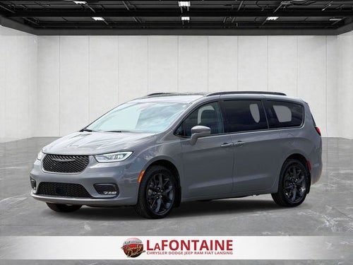 2022 Chrysler Pacifica Touring L AWD