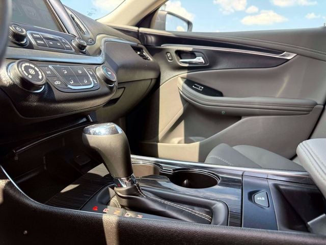 2018 Chevrolet Impala 1FL