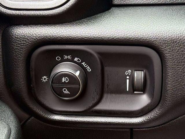 2026 RAM 3500 Tradesman Crew Cab 4x4 8' Box