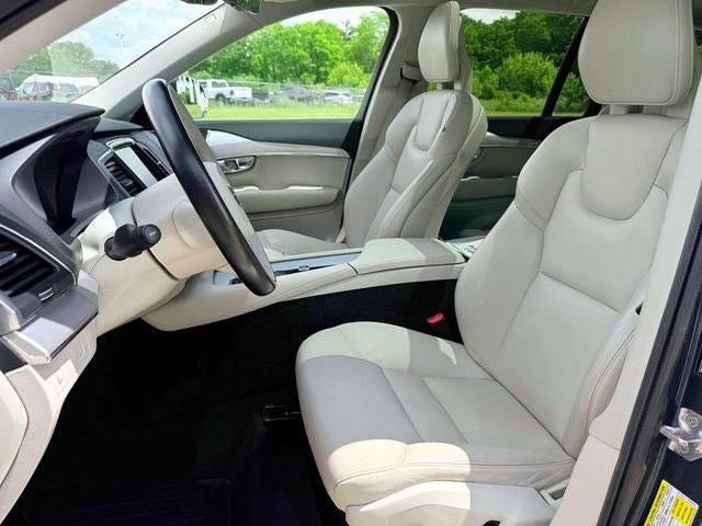 2018 Volvo XC90 T6 Momentum