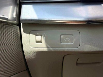 2018 Volvo XC90 T6 Momentum
