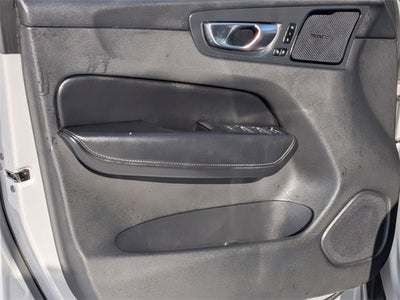 2022 Volvo XC60 B5 Inscription