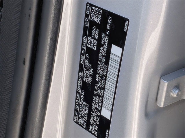 2022 Volvo XC60 B5 Inscription