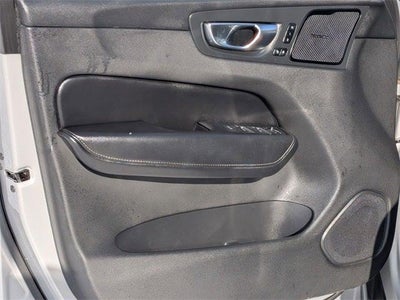 2022 Volvo XC60 B5 Inscription