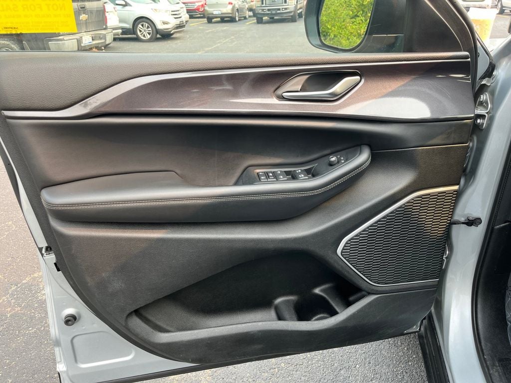 2021 Jeep Grand Cherokee L Laredo
