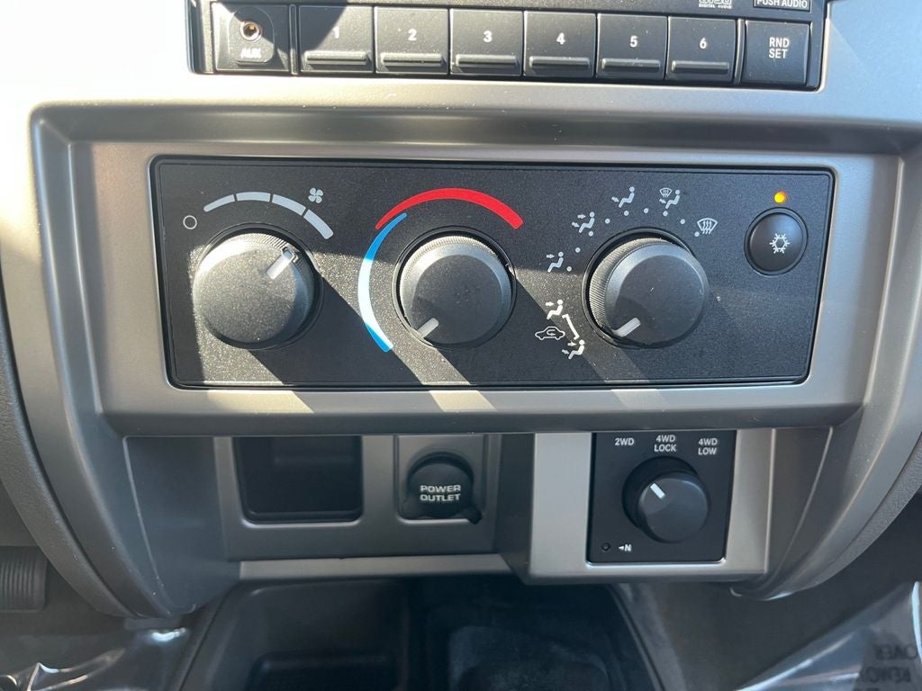 2007 Dodge Dakota SLT