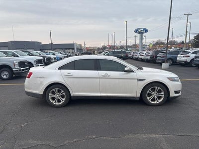 2015 Ford Taurus SEL