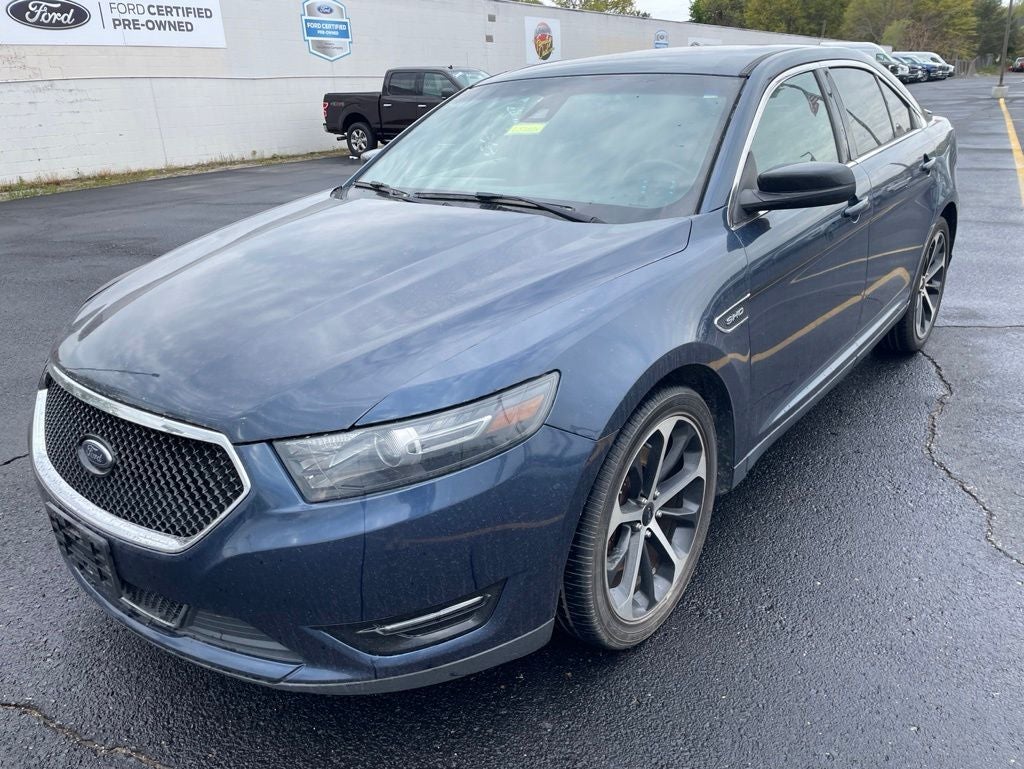 2016 Ford Taurus SHO