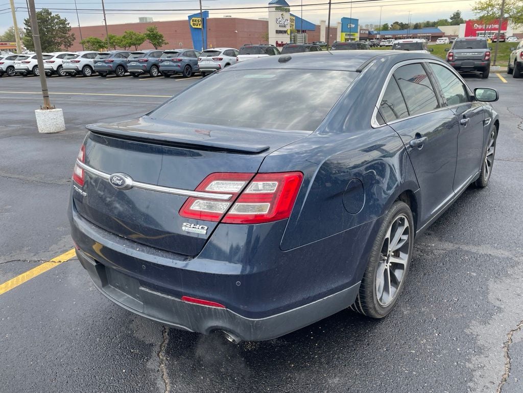 2016 Ford Taurus SHO
