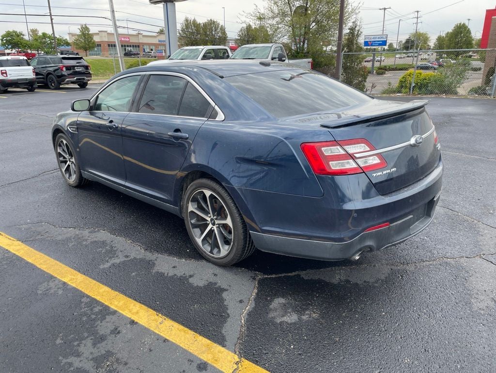 2016 Ford Taurus SHO
