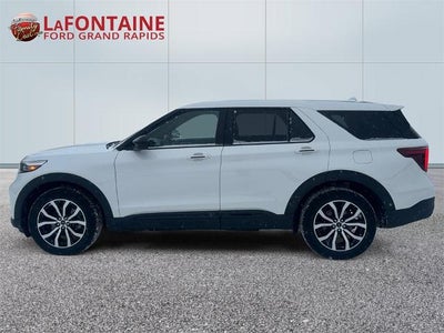 2022 Ford Explorer ST