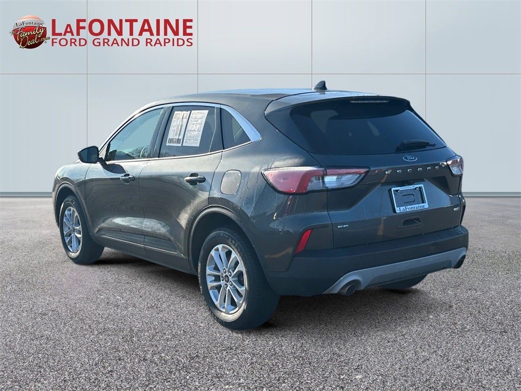 2020 Ford Escape SE