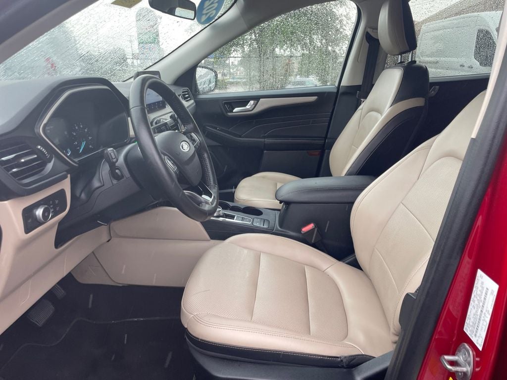 2021 Ford Escape SEL
