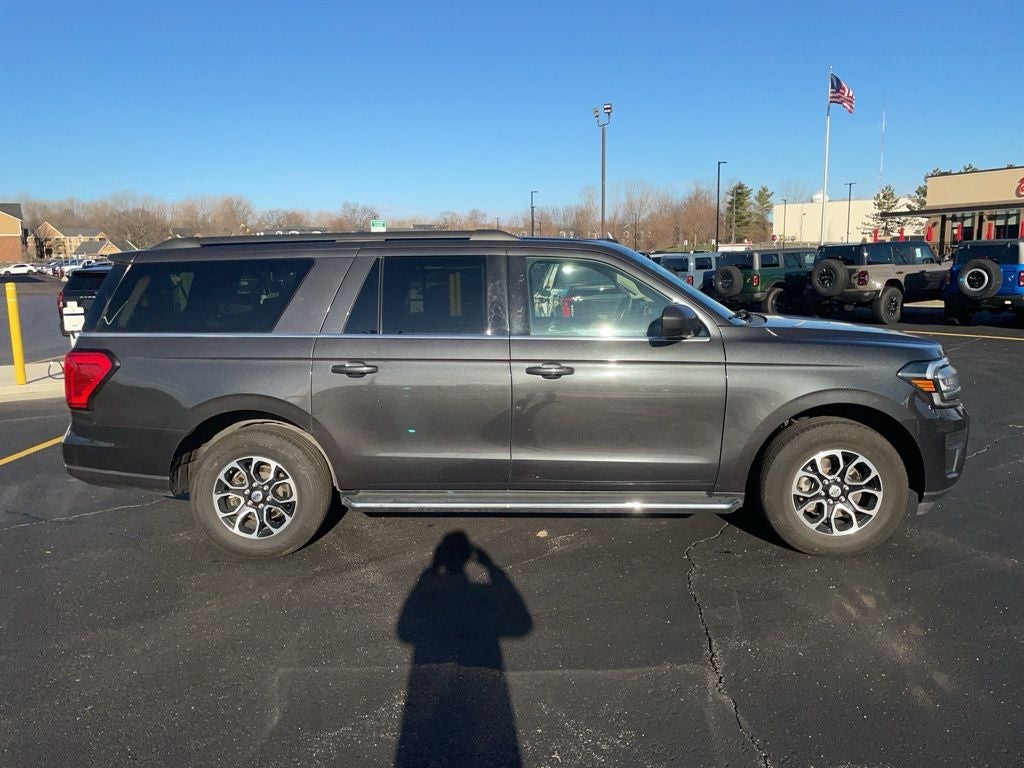 2023 Ford Expedition Max XLT