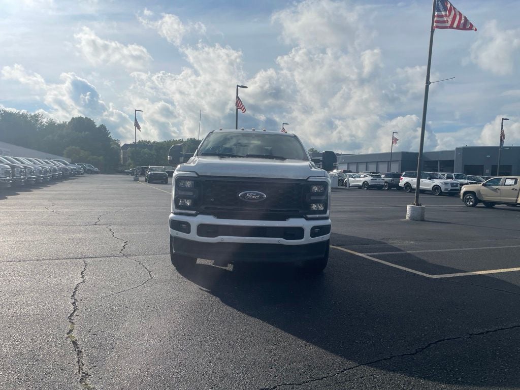 2024 Ford F-350SD Lariat